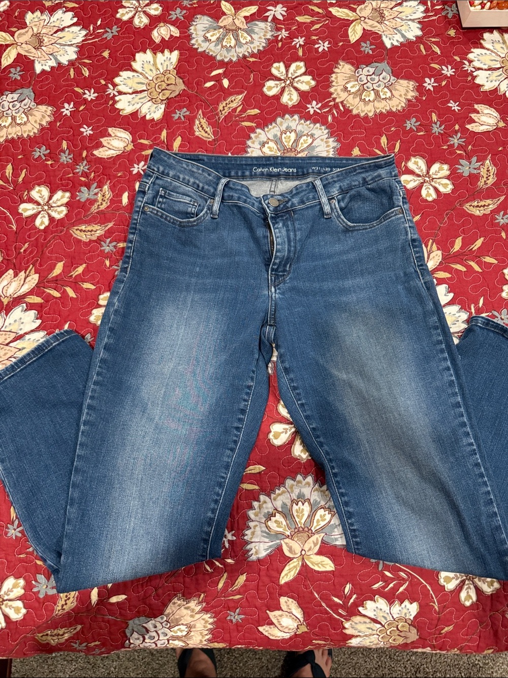 Calvin Klein Women's Medium Wash Bootcut Jeans